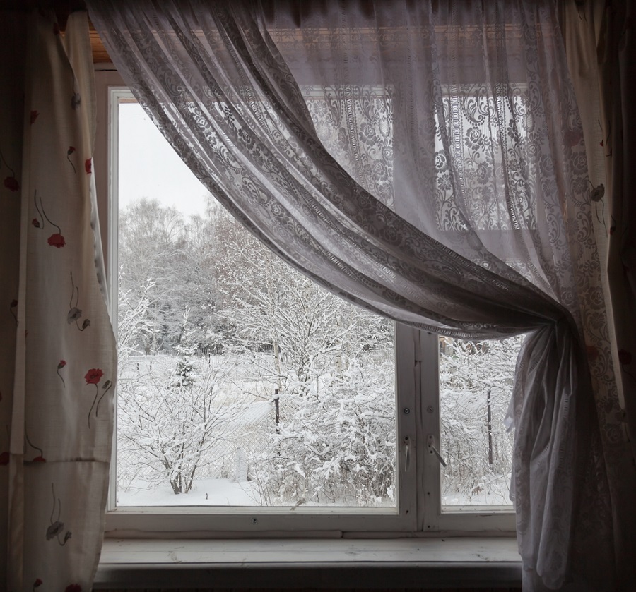 Még a tél előtt gondoskodjon megbízható ablakpárkány felszereléséről! 